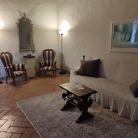 Otello Appartamento In Palazzo Storico - Palazzo Tolomei フィレンツェ エクステリア 写真