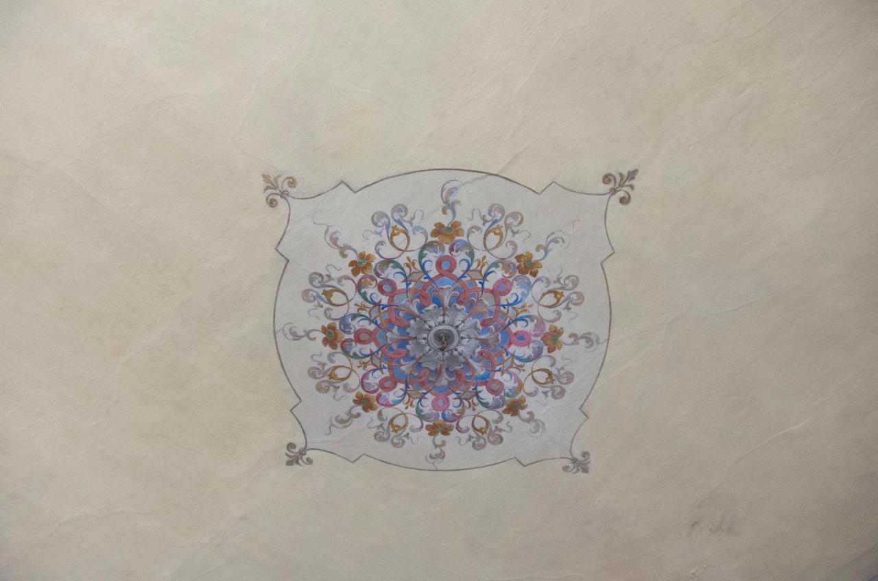 Otello Appartamento In Palazzo Storico - Palazzo Tolomei フィレンツェ エクステリア 写真